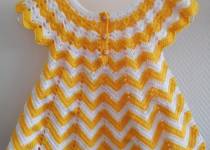 Sarı beyaz tığ işi kız çocuk elbise modeli Sarı beyaz tığ işi kız çocuk elbise modeli