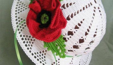 Beyaz yazlık şapka