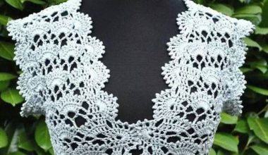 Tığ işi örgü bayan bolero