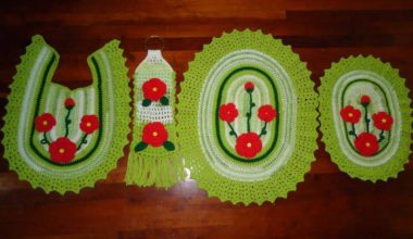 Renkli banyo klozet takımları