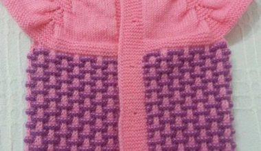 İki renkli örgü yelek