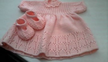 Pembe kız çocuk örgü elbise Pembe kız çocuk örgü elbise