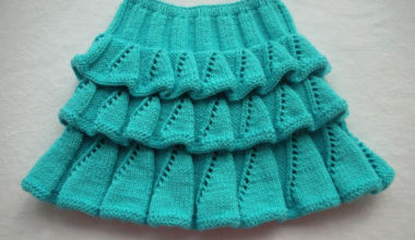 Ajurlu kız çocuk örgü etek