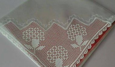 Dantel örgü bohça kenarı