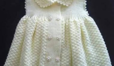 Beyaz kız çocuk örgü yelek