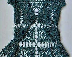 Motifli örgü bayan yelek modeli