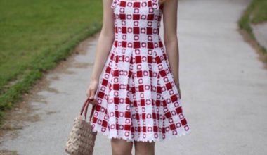 İki renkli örgü bayan elbise