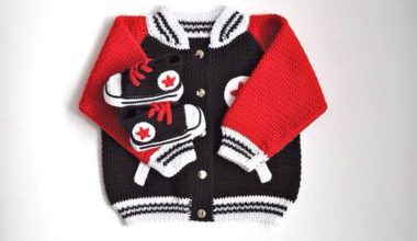 Erkek çocuklarına örgü hırka patik