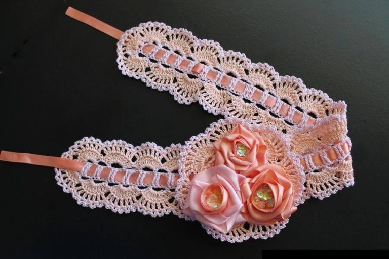 Pembe renk örgü saç bandı