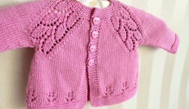 Pembe kız çocuğu hırkası