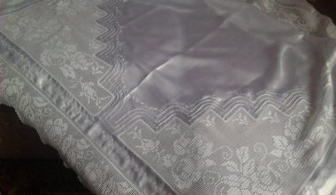 Dantel saten masa örtüsü