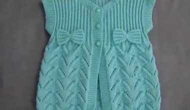 Mavi ajurlu örgü kız çocuk yelek