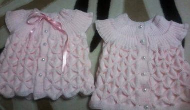 İncili pembe örgü kız yelek