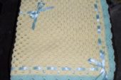 Mavi beyaz örgü bebek battaniye modeli
