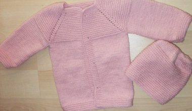 Pembe bebek örgü hırka modeli