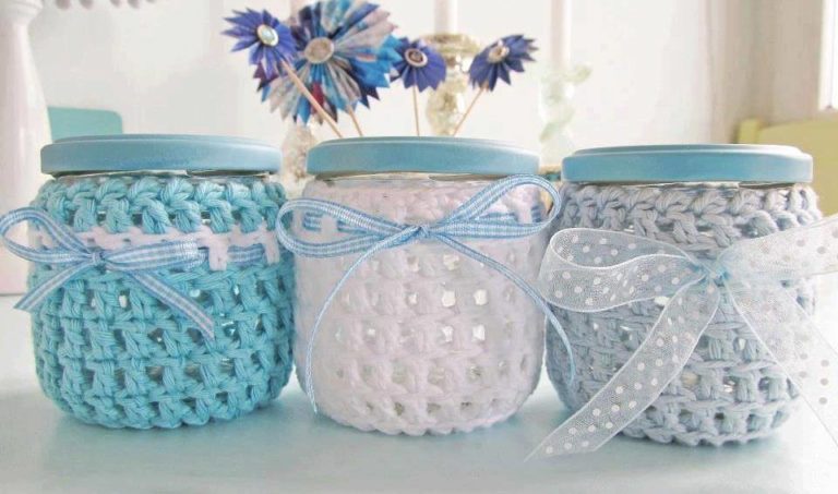 Beyaz mavi kavonoz örgüsü