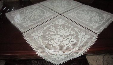 Beyaz dantel masa örtüsü