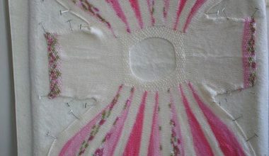 Uzun kol örgü çocuk elbise