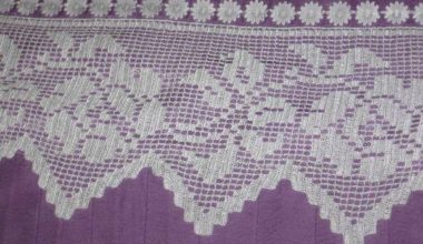 Güllü çarşaf kenarı