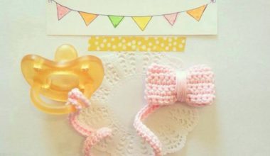 Bebek emzikleri bağcığı