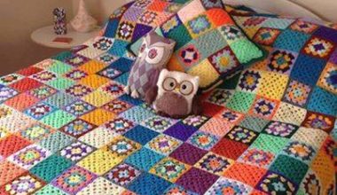 Renkli örgü battaniye modeli