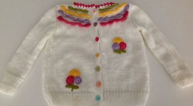 Kız çocukları için bebek hırkaları