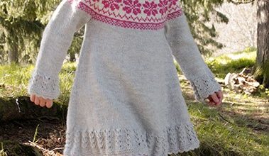 Renkli kız çocuk örgü elbise modeli