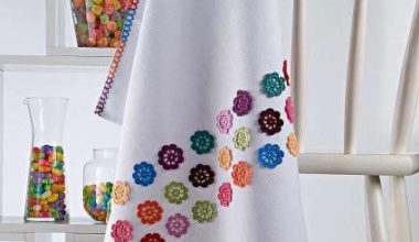 Küçük çiçek motifleri ile mutfak bezi yapma