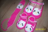 Hello kity’li örgü patik