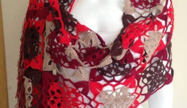 Motiflerle yapılmış olan örgü bayan şal modelleri