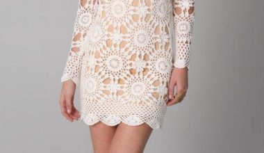 Beyaz örgü bayan elbiseleri