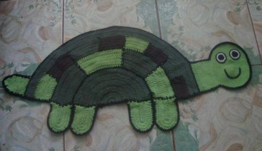 Kaplumbağa şeklinde örülmüş paspas