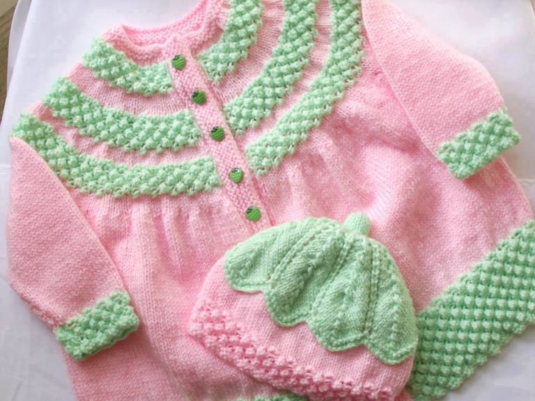 İki renk bebek hırka ve bere Resimli Örgü Modelleri