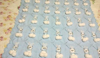 Tavşanlı bebek battaniye modelleri