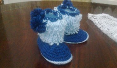 Renkli örgü bot patik