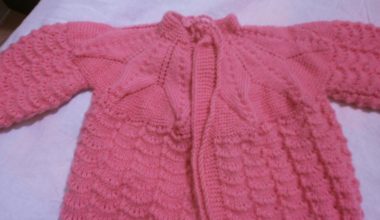 Pembe bebek hırkası