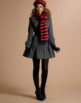 Atki Modeli Bayanlara Siyah Kirmizi Renklerde cizgili örgü Dantel ornekleri