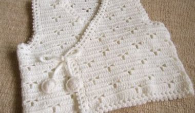 Beyaz çocuk yelek modelleri