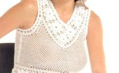 beyazlar icinde bayanlara buluzlar astarli örgü dantel kenarligi islenmis v yakali desenli ornekleri modelleri