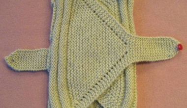 Çocuklar için örgü yelek